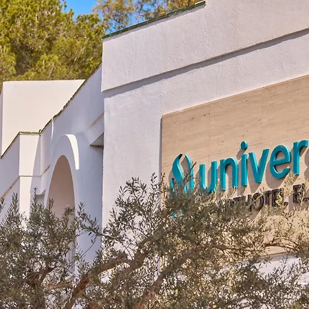 Universal Elisa Aparthotel 4*
