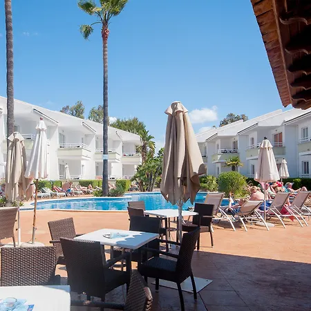 Universal Elisa Lejlighedshotel 4*